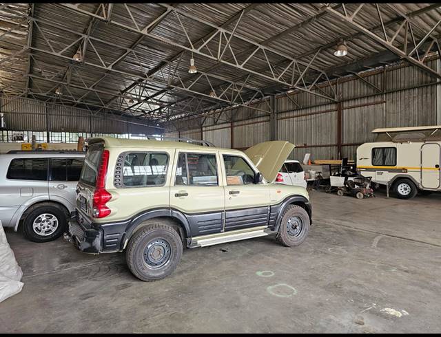650M² FACTORY TO LET IN ROODEKOP